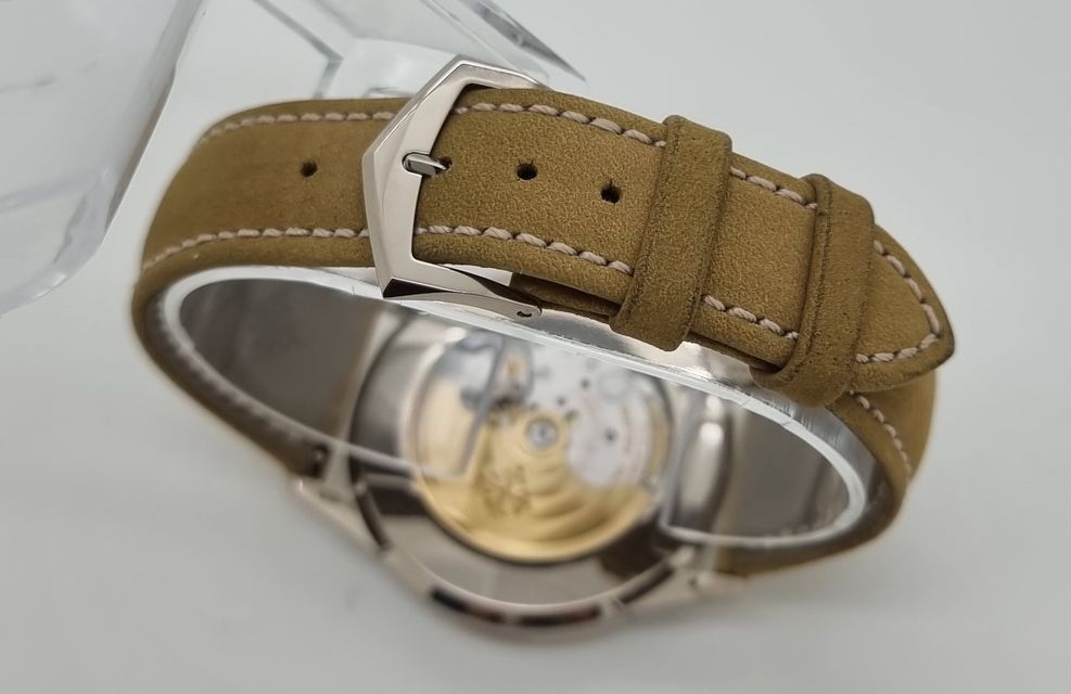 Patek Philippe Calatrava 5226G-001 Image 5